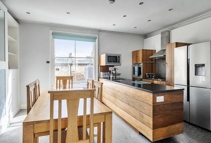 3 bed flat for sale, George Street, Bath, BA1