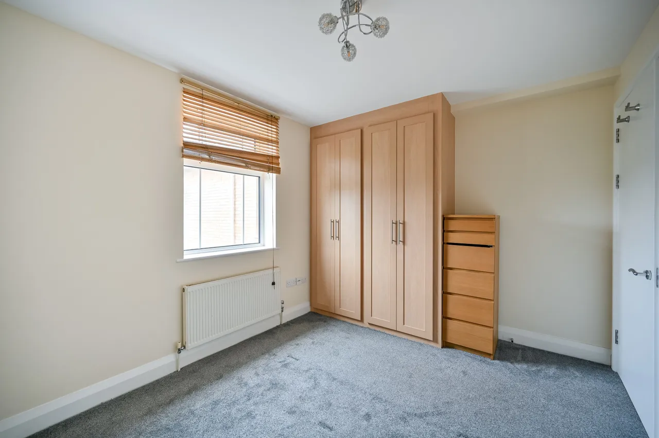 5 Stewart House, 42 Villiers Road, Kingston upon Thames, photo 4