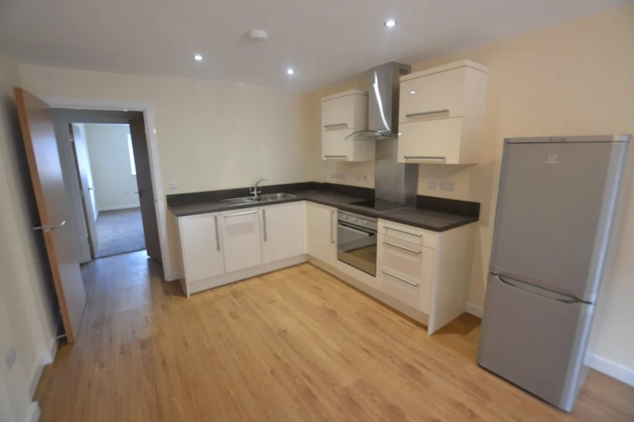 Crecy Court, Lee Circle, LE1, photo 2