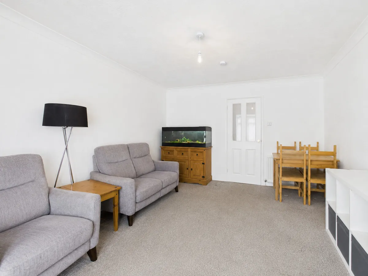 Hertford Road, Canvey Island, SS8, photo 3