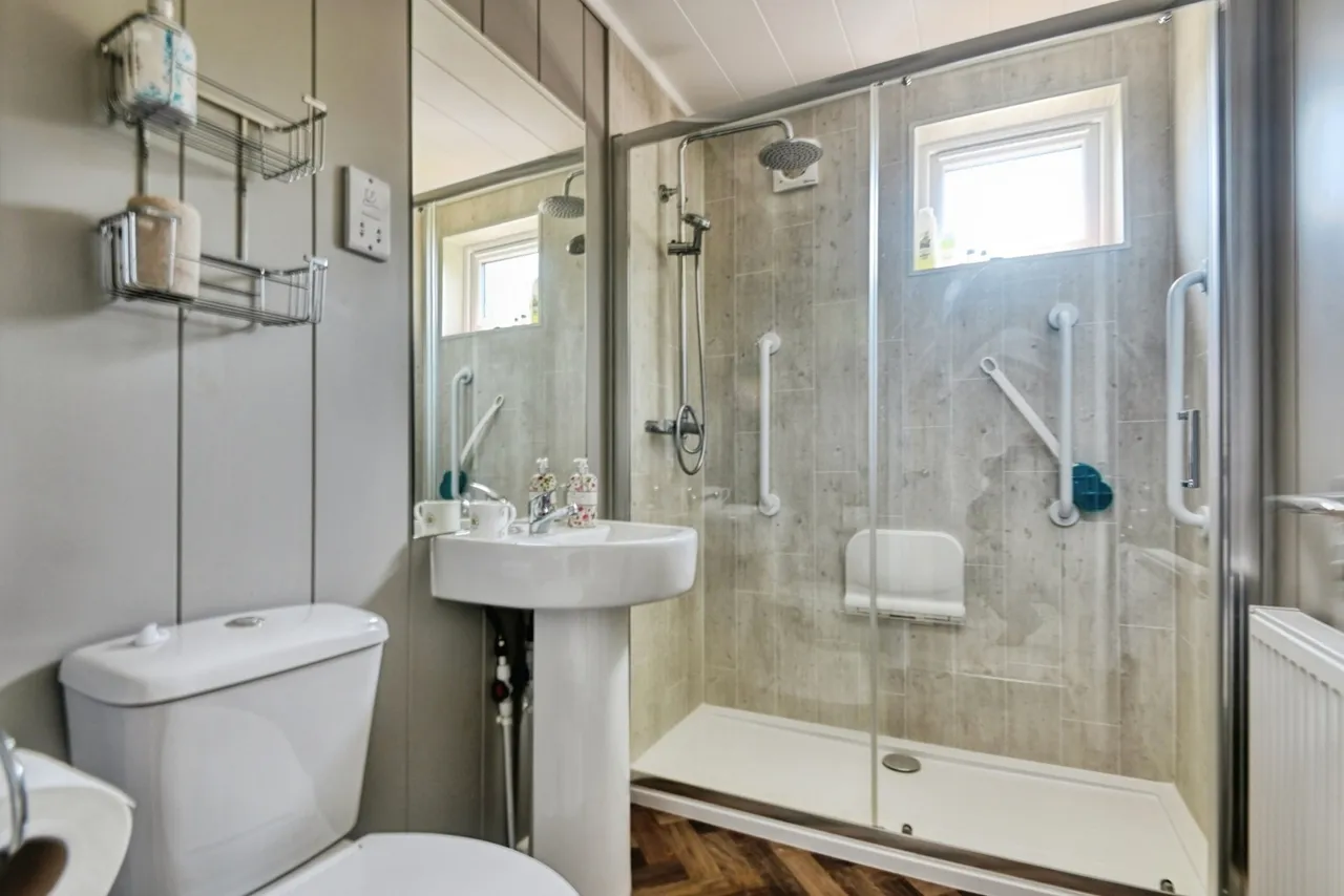 Tamworth Road, Wood End, Atherstone, Warwickshire, CV9, photo 27