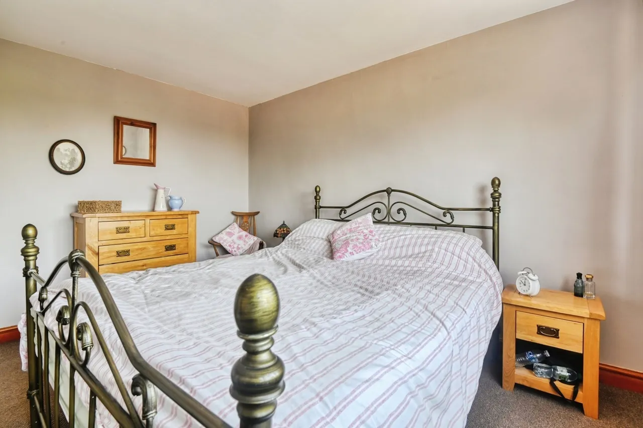 Tamworth Road, Wood End, Atherstone, Warwickshire, CV9, photo 12