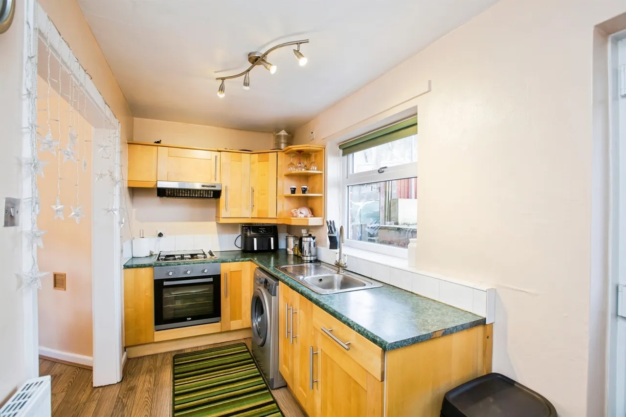 Grove Crescent, Luddendenfoot, Halifax, photo 4