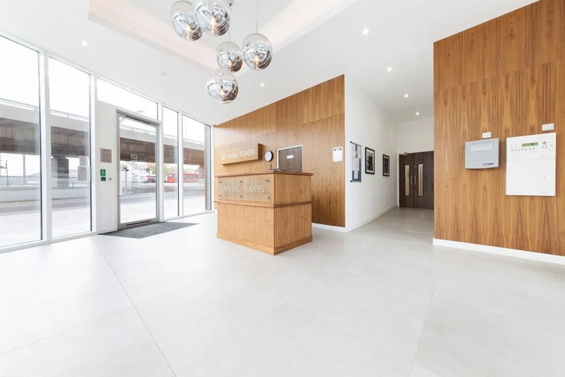 High Street, Bow, photo 15