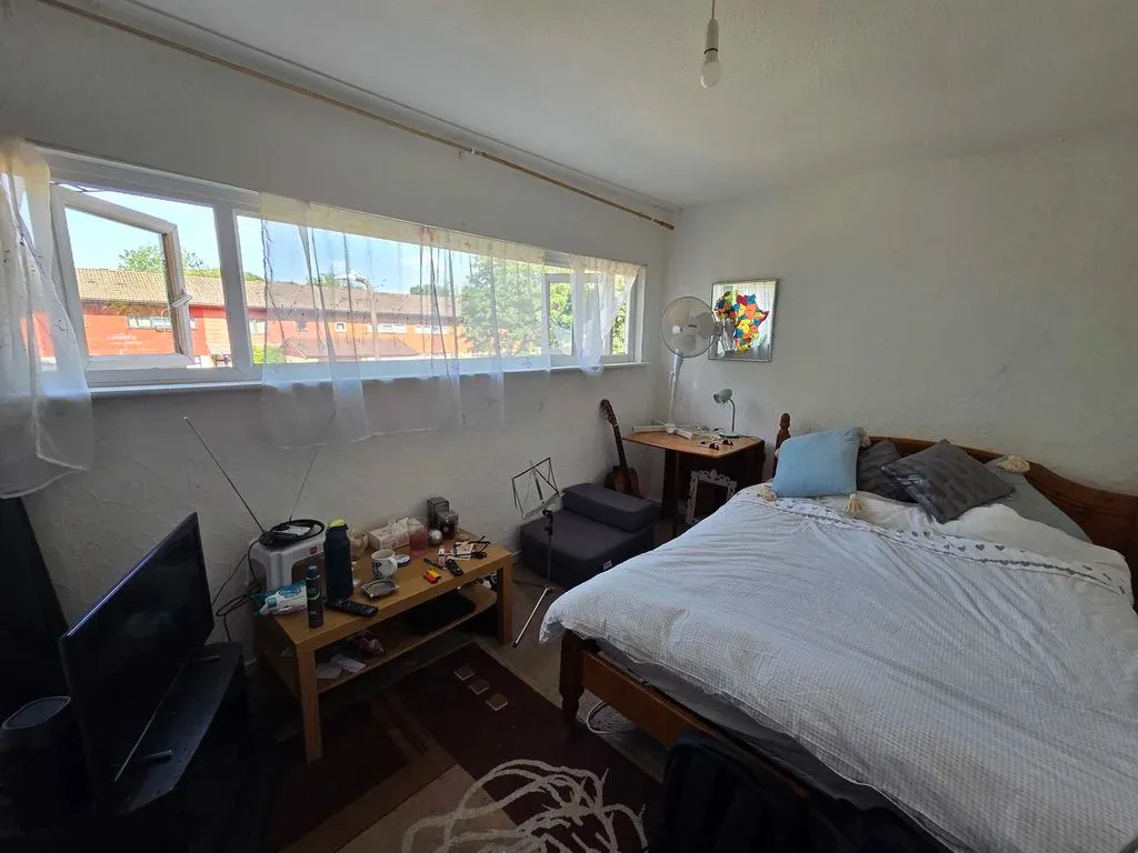 Sunningdale Way, Bletchley, Milton Keynes, Buckinghamshire, MK3 7SB, photo 11