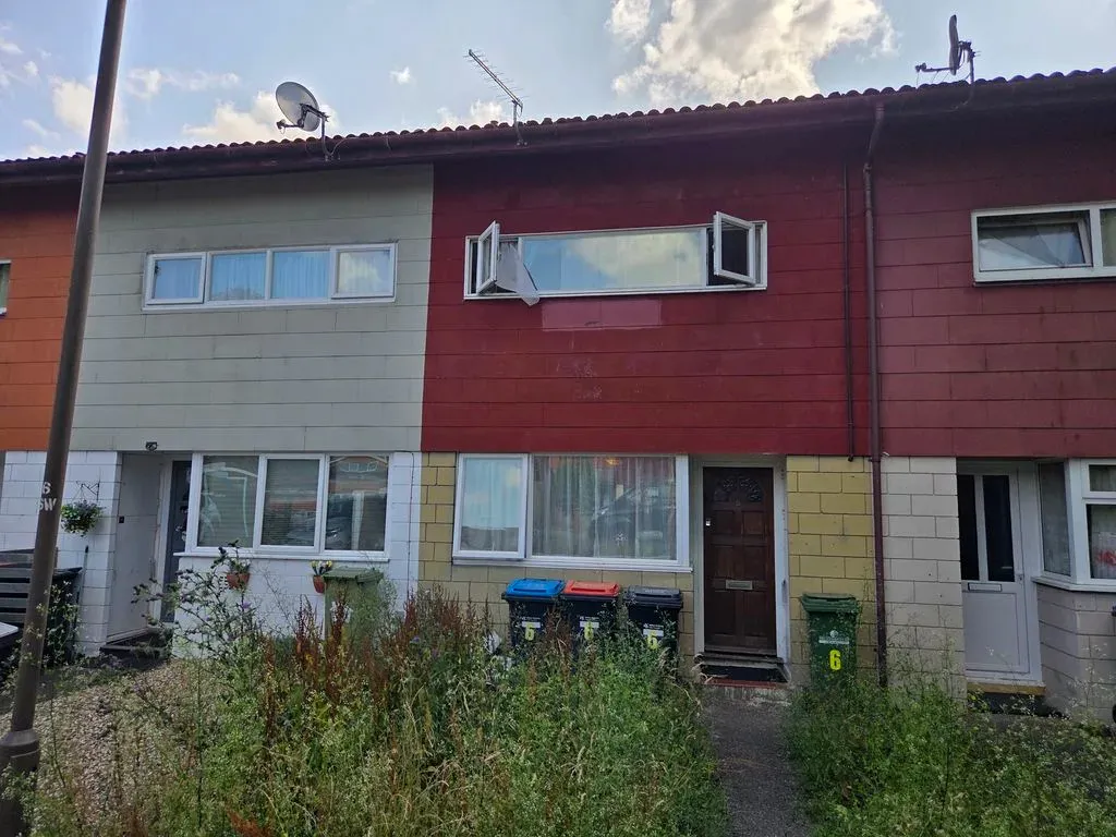 2 bed house for sale — Sunningdale Way, Bletchley, Milton Keynes, Buckinghamshire, MK3 7SB