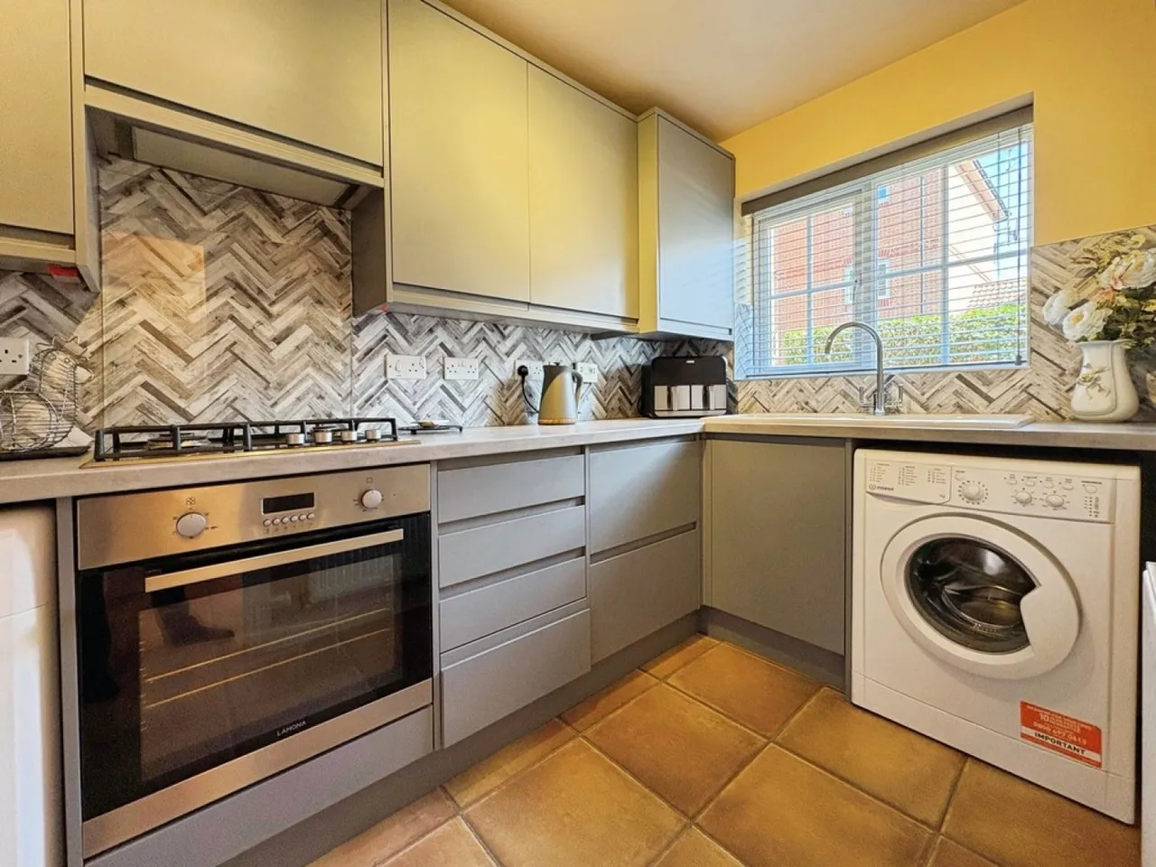 Merlin Close, Yeovil, BA21, photo 4