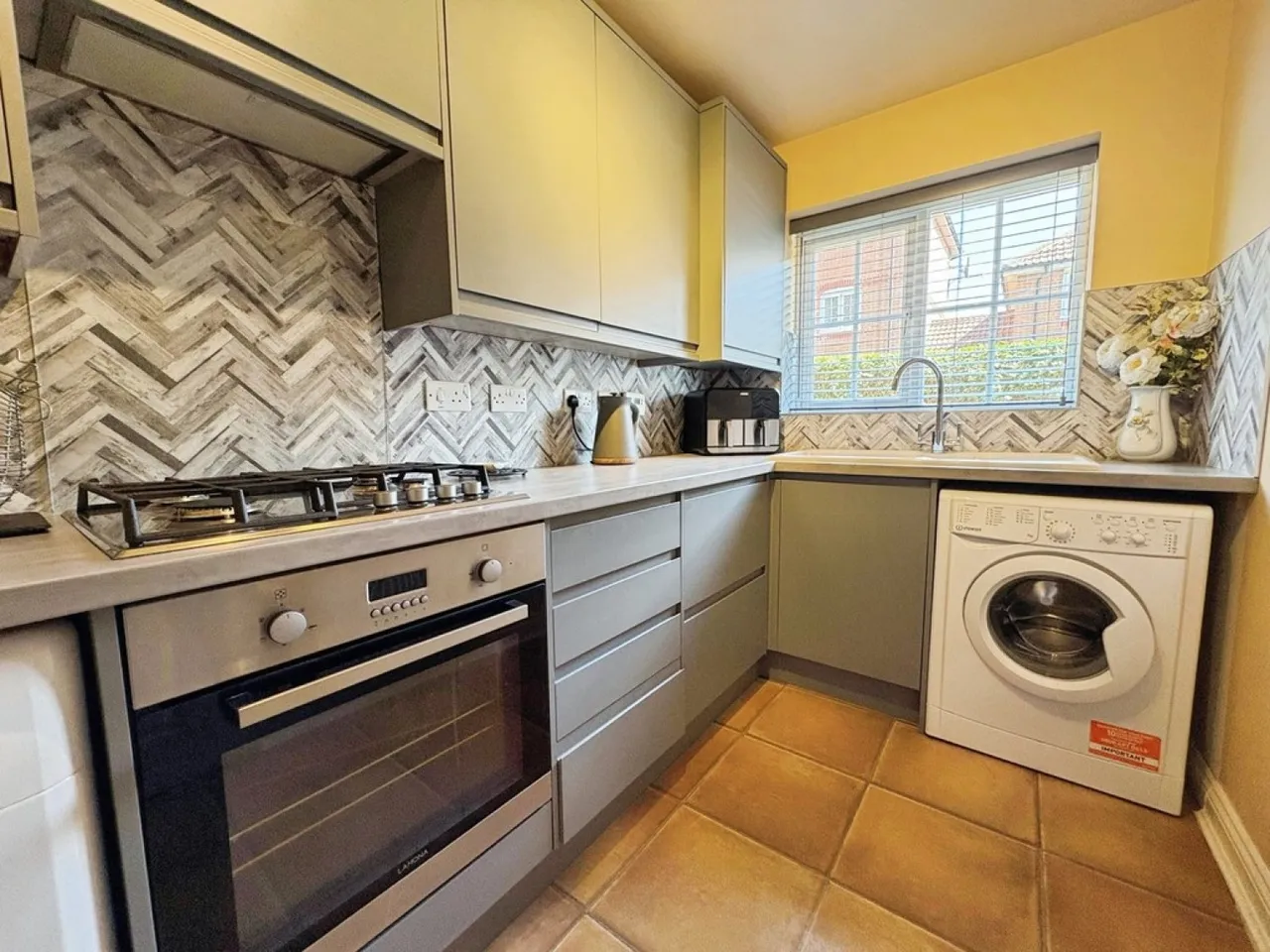 Merlin Close, Yeovil, BA21, photo 19