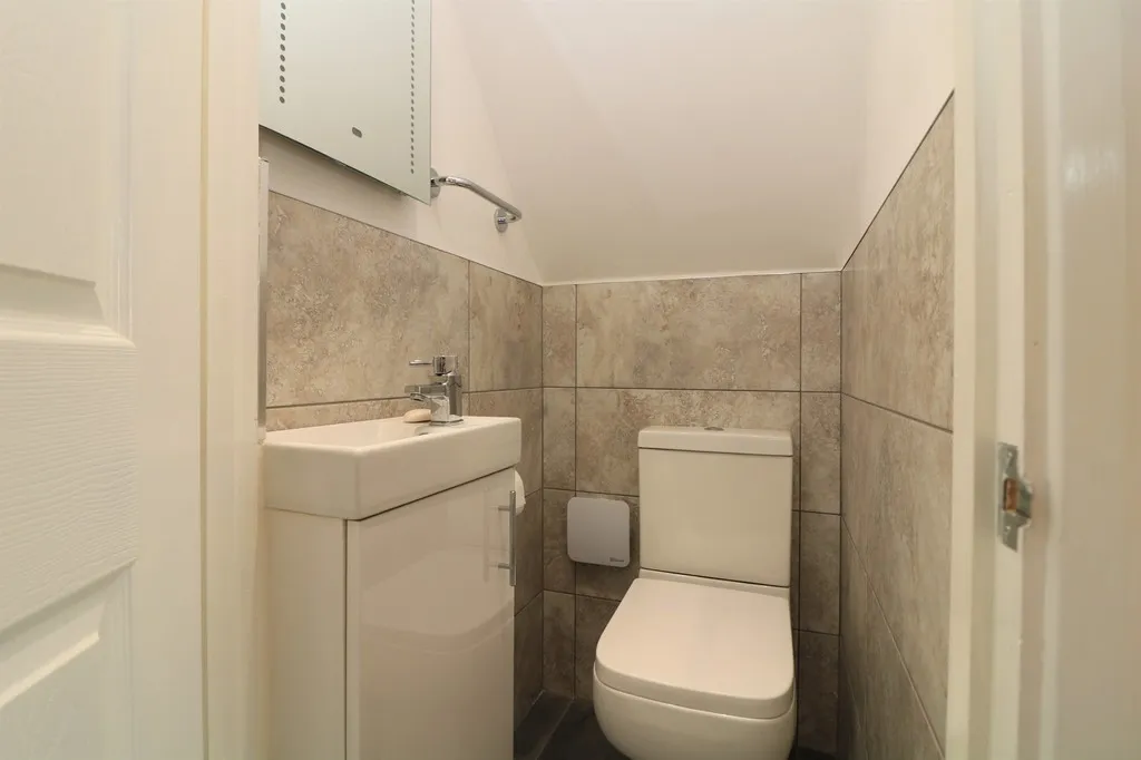 Mount Street, Dorking, RH4, photo 6