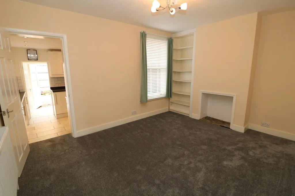 Mount Street, Dorking, RH4, photo 5