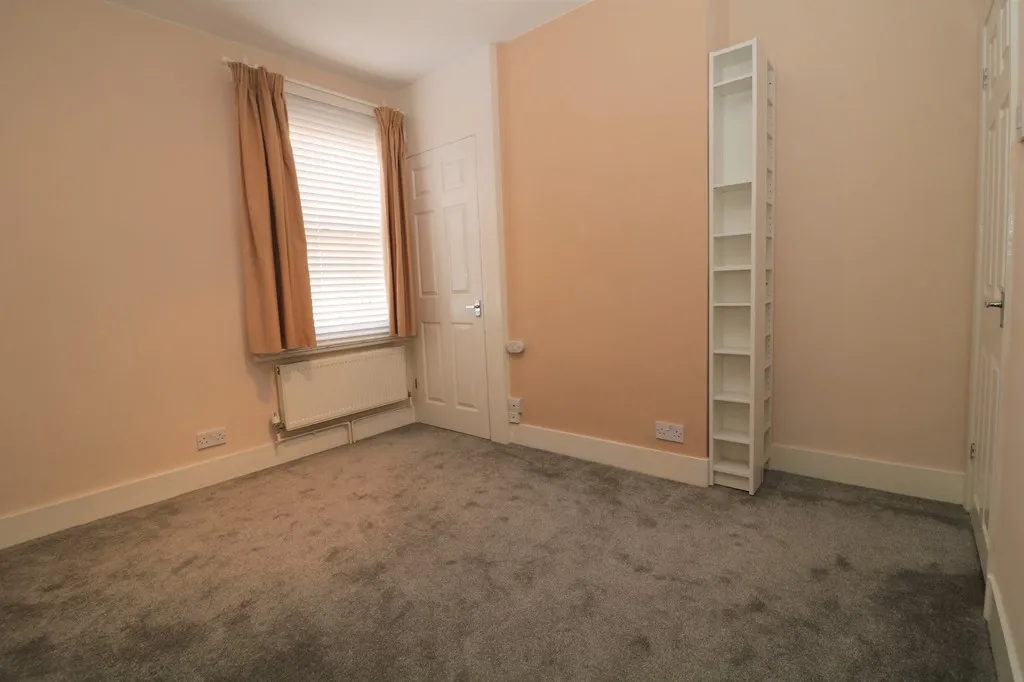 Mount Street, Dorking, RH4, photo 9
