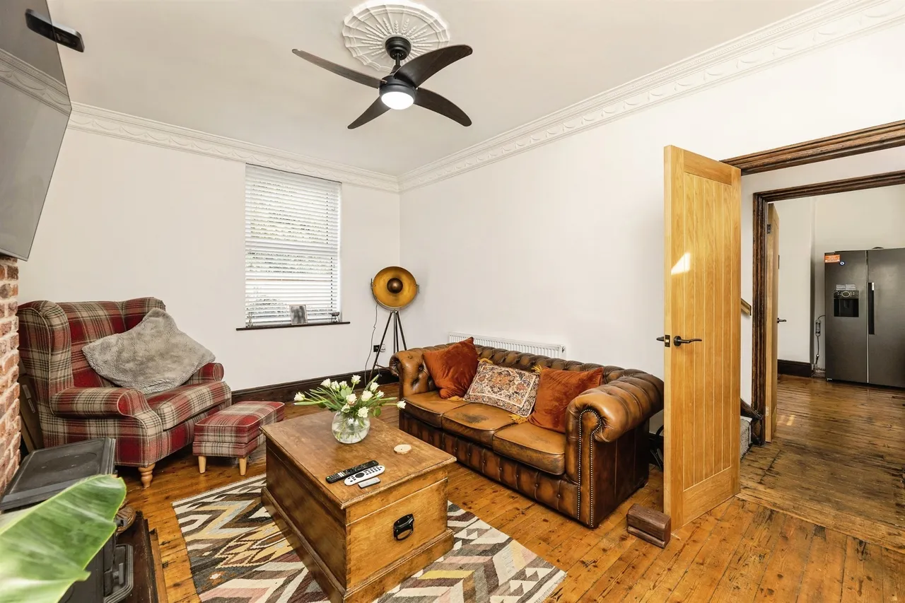 Bridge Lane, Knottingley, WF11, photo 6