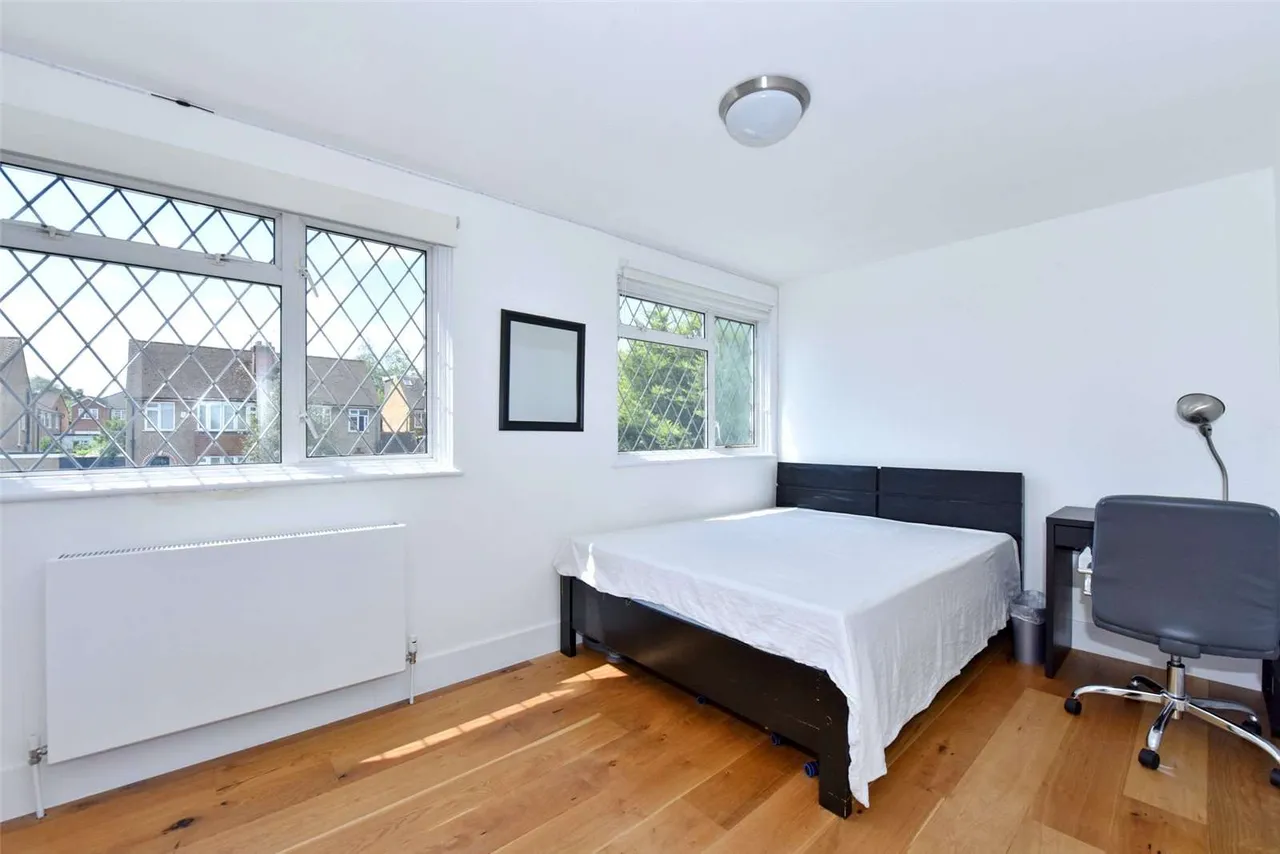 Clewer Hill Road, Windsor, SL4, photo 9