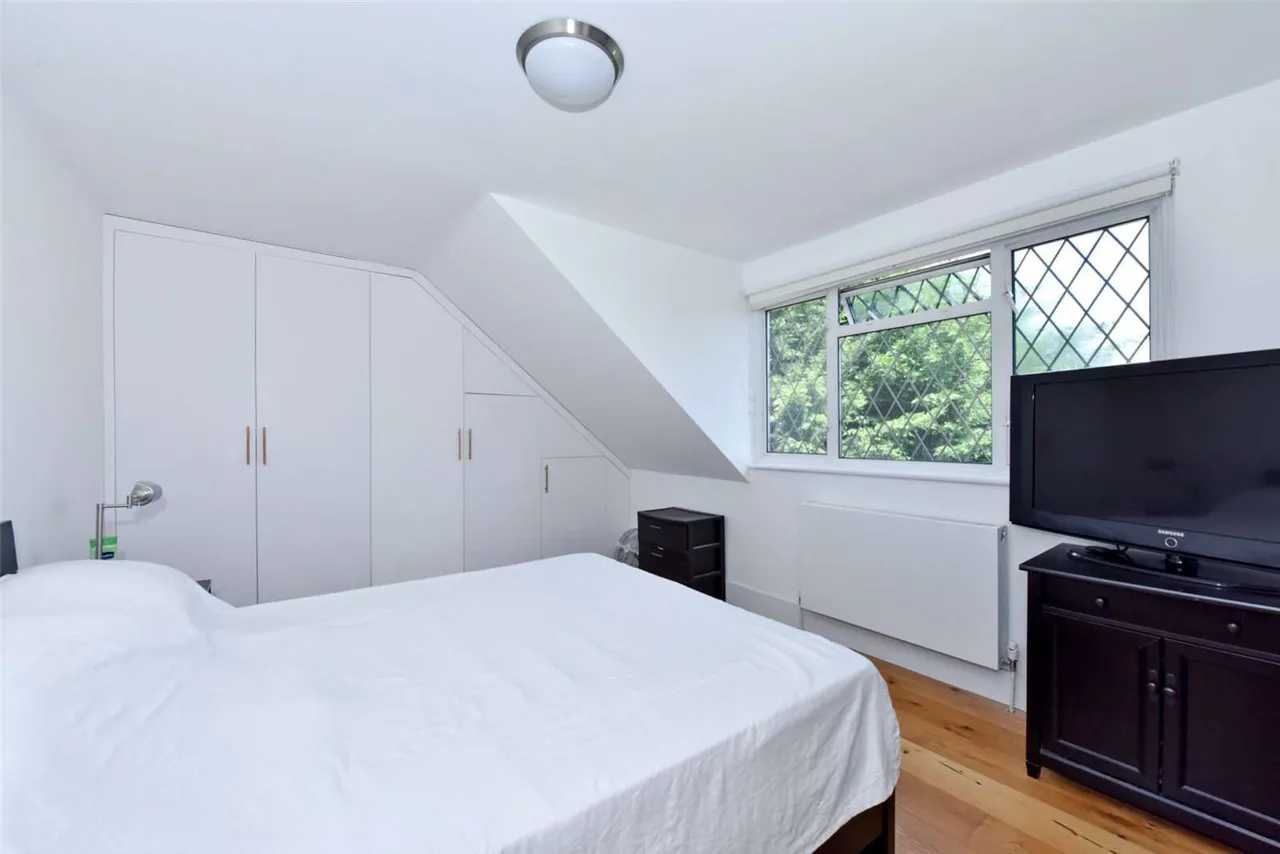 Clewer Hill Road, Windsor, SL4, photo 5