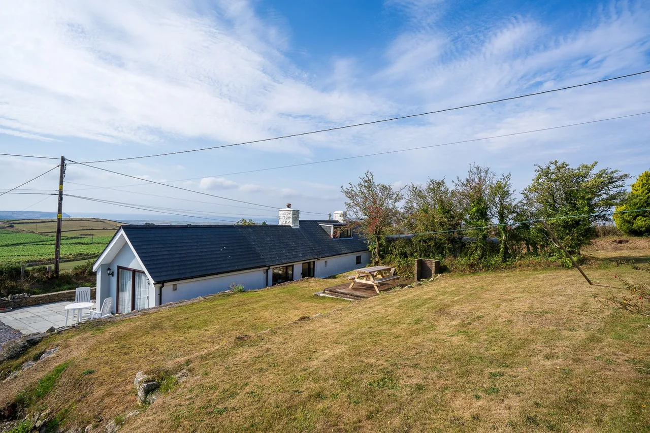 Tyddyn Difyr, Garnfadryn, Pwllheli, Gwynedd, LL53 8TG, photo 6