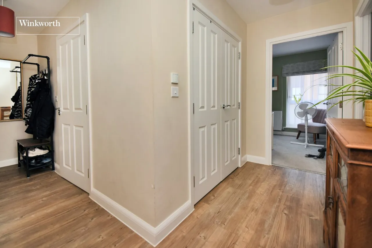 London Road, Wallington, SM6, photo 12