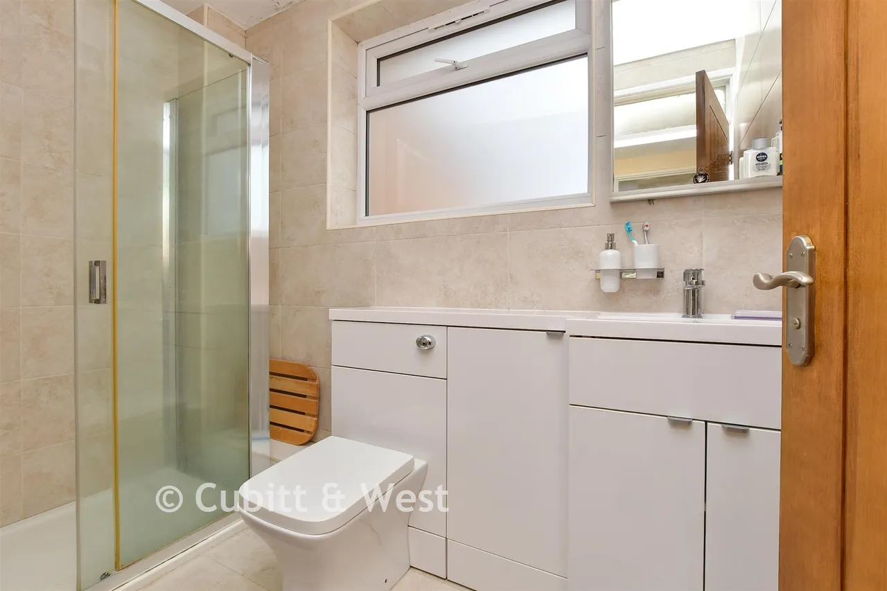 Observatory Walk, Redhill, RH1, photo 14