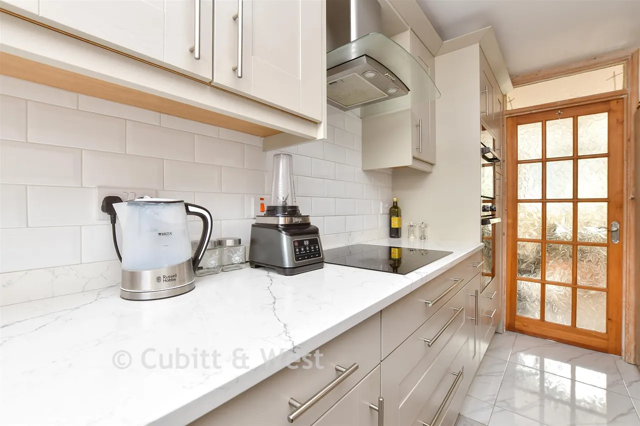 Observatory Walk, Redhill, RH1, photo 8