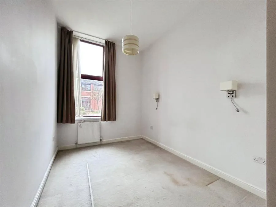 Ancells Road, Fleet, GU51, photo 11