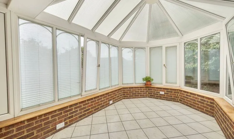Roebuck Close, Ashtead, KT21, photo 15