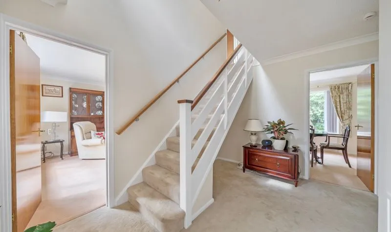Roebuck Close, Ashtead, KT21, photo 5