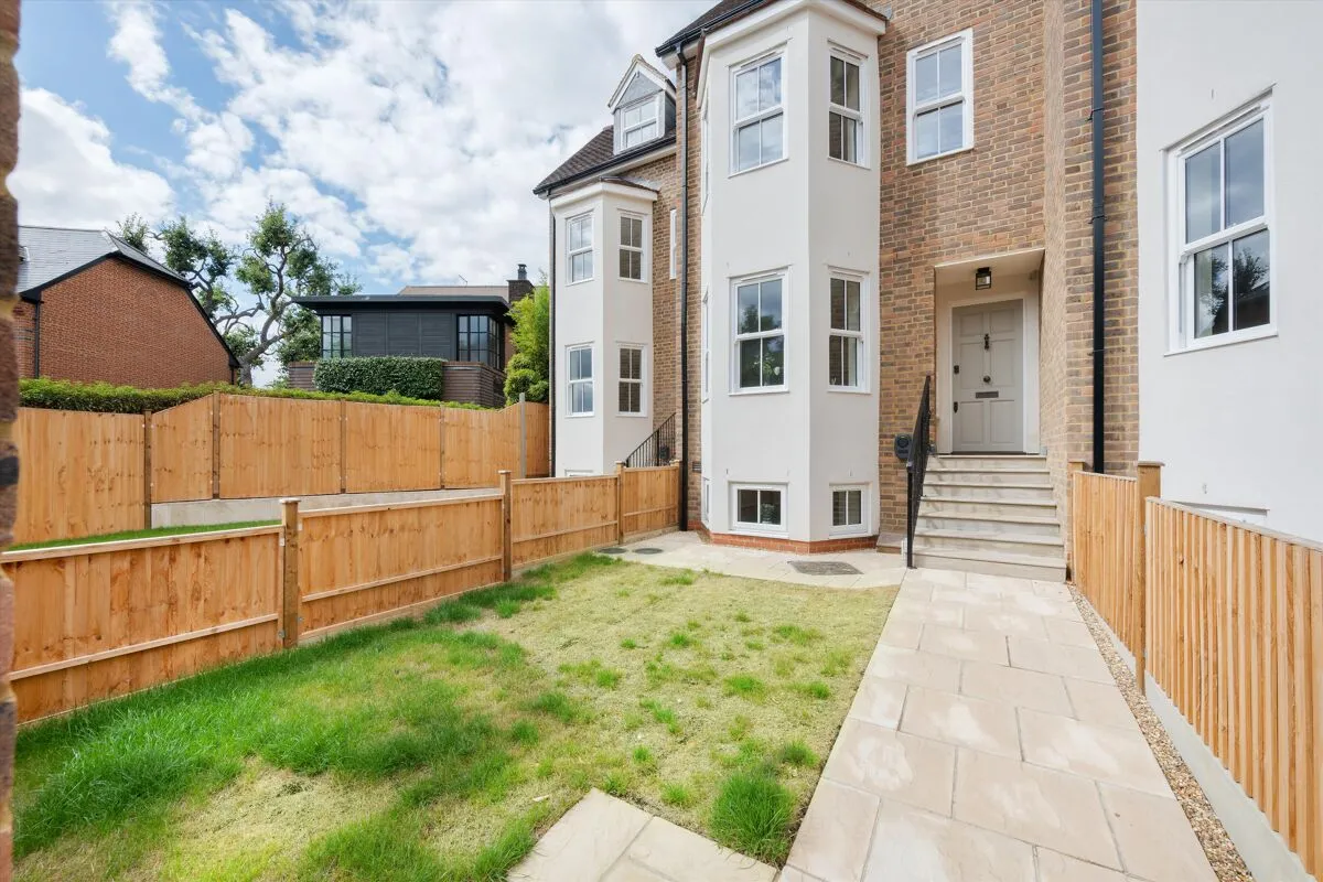 Platts Lane, London, NW3, photo 32