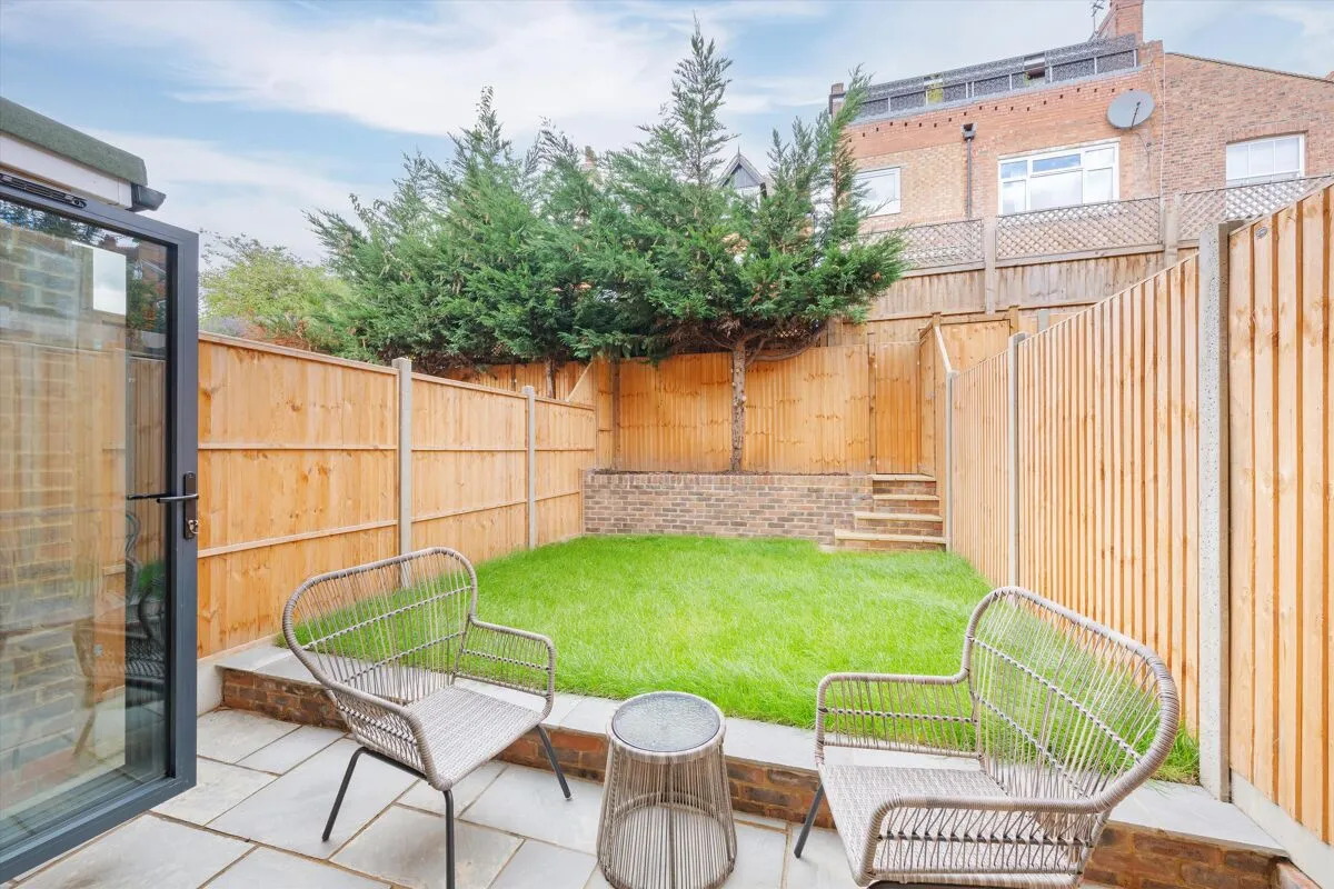 Platts Lane, London, NW3, photo 30