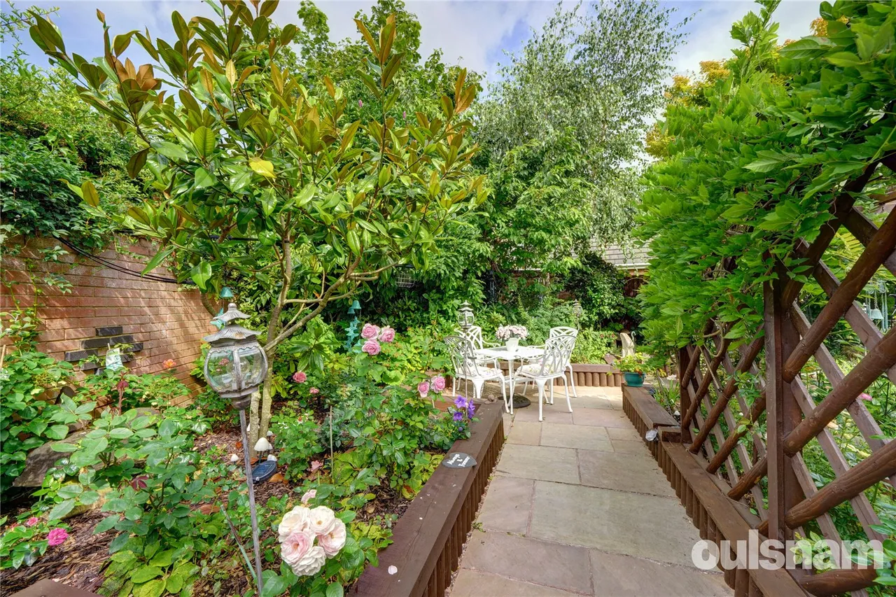 Dugard Way, Droitwich, Worcestershire, WR9 8UX, photo 37