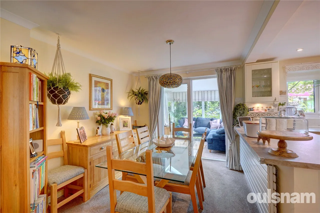Dugard Way, Droitwich, Worcestershire, WR9 8UX, photo 13