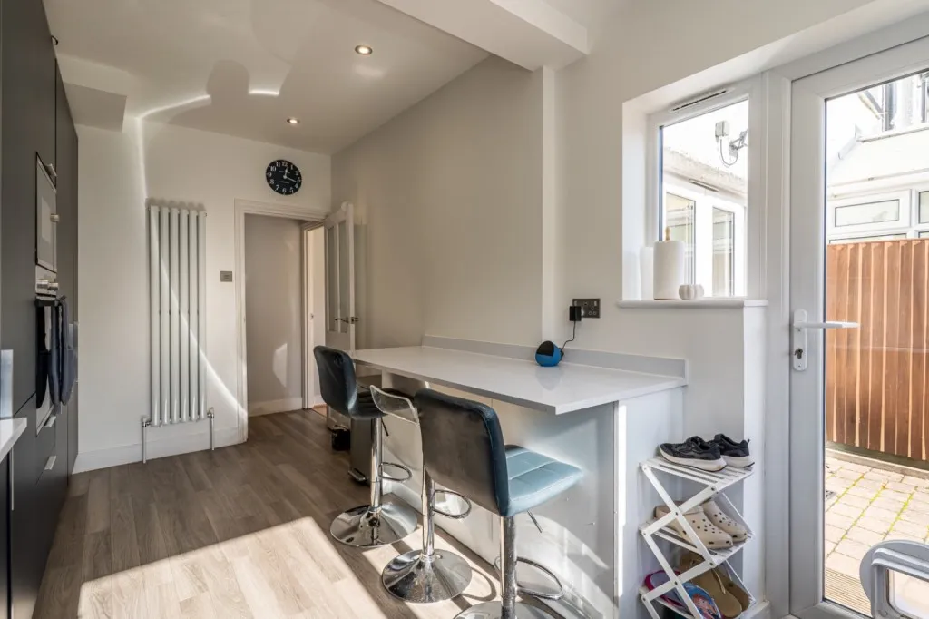 Portland Avenue, Gravesend, DA12, photo 13
