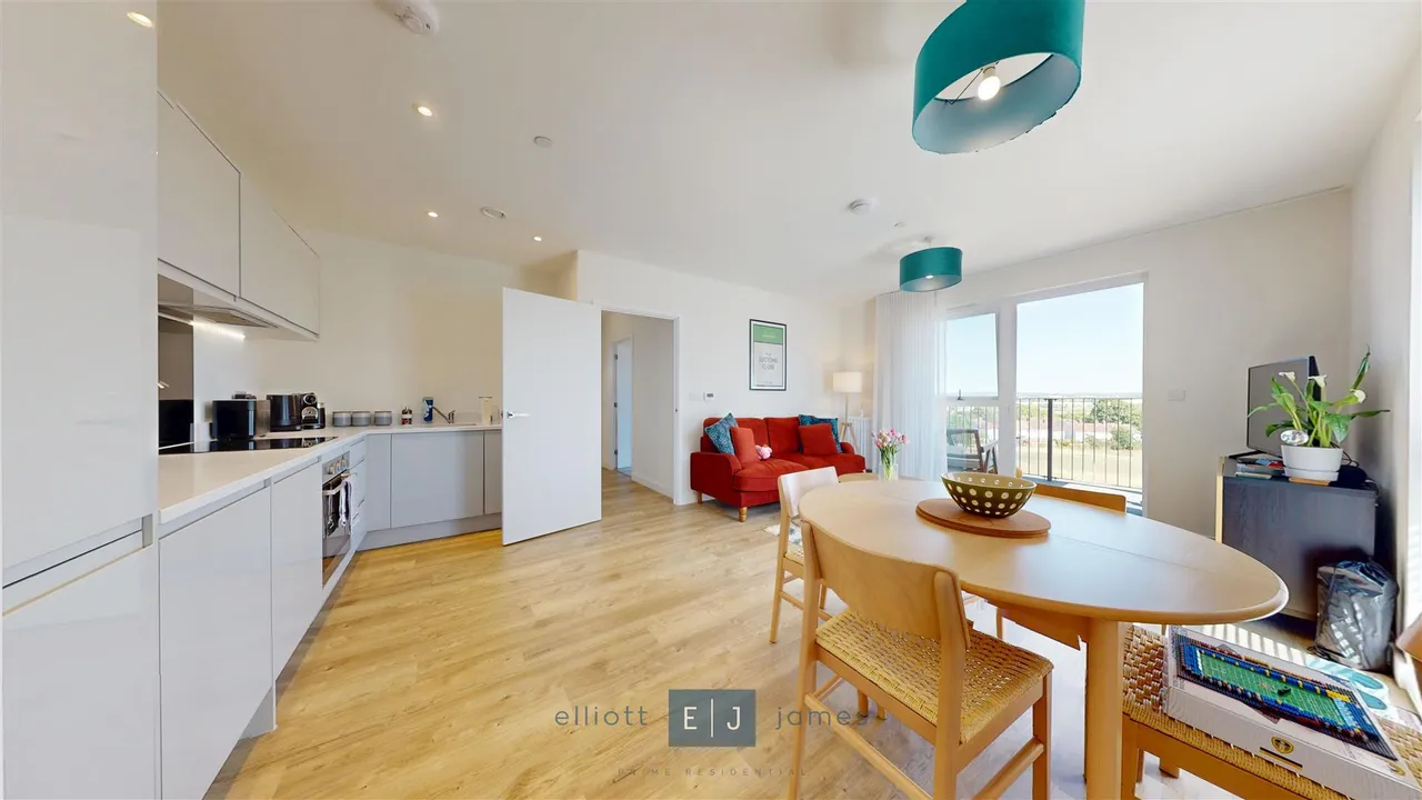 Epping Gate, Borders Lane, Loughton, photo 10