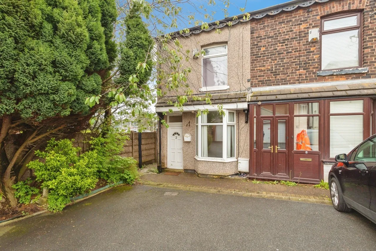 2 bed house for sale — Park Square, Ashton-under-Lyne, Greater Manchester, OL6