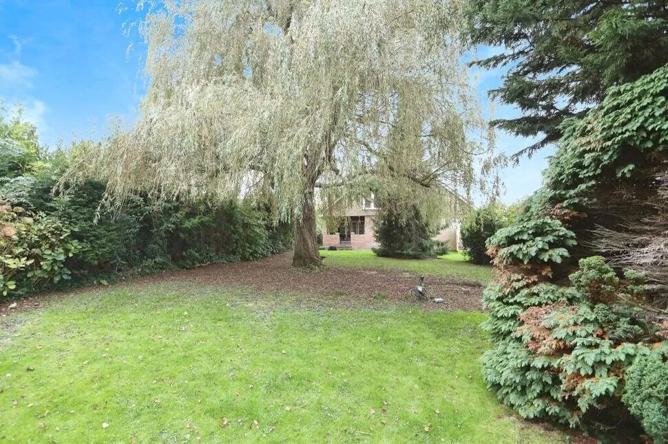 Danedale Avenue, Minster on Sea, Kent, ME12, photo 10