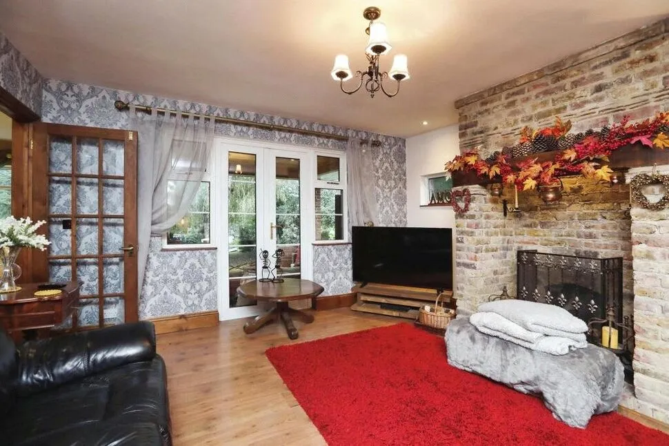 Danedale Avenue, Minster on Sea, Kent, ME12, photo 3