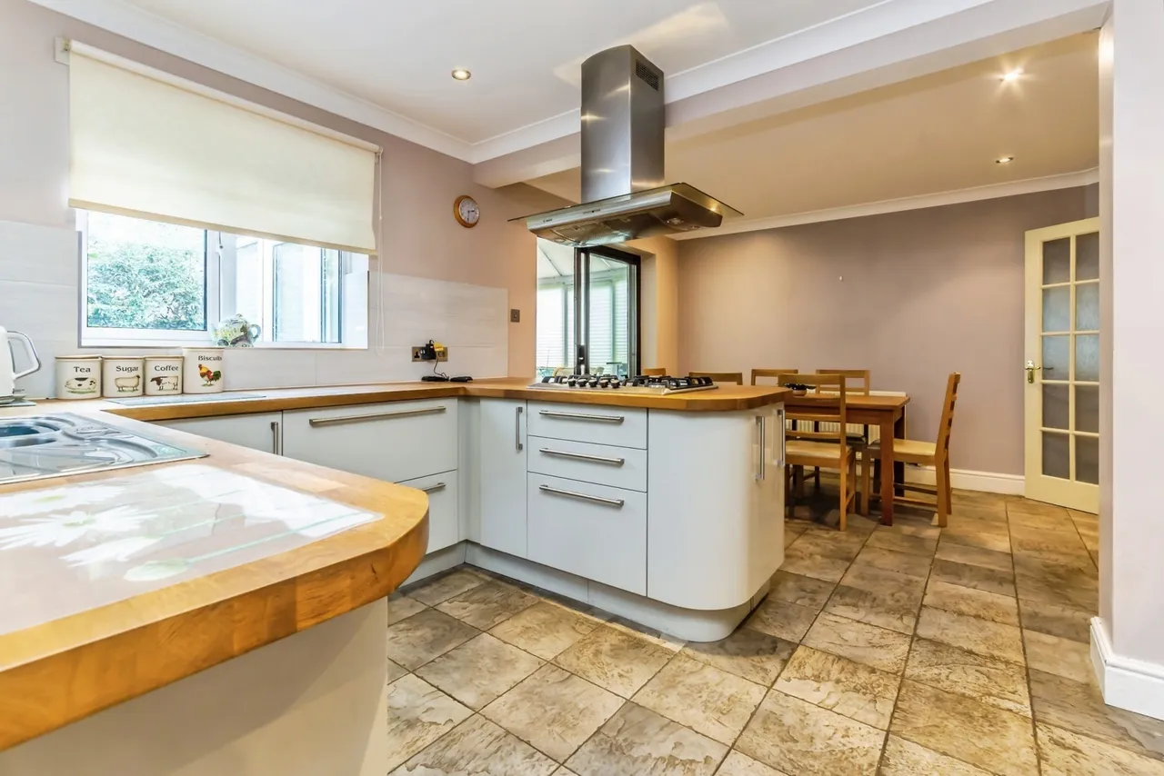 Deacon Place, Caterham, Surrey, CR3, photo 8