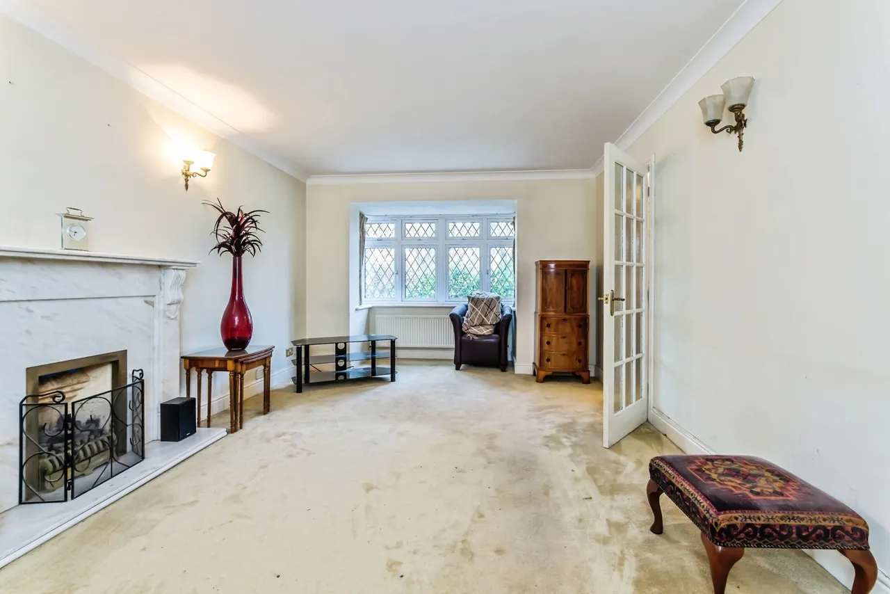 Deacon Place, Caterham, Surrey, CR3, photo 3