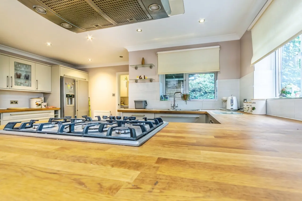 Deacon Place, Caterham, Surrey, CR3, photo 14