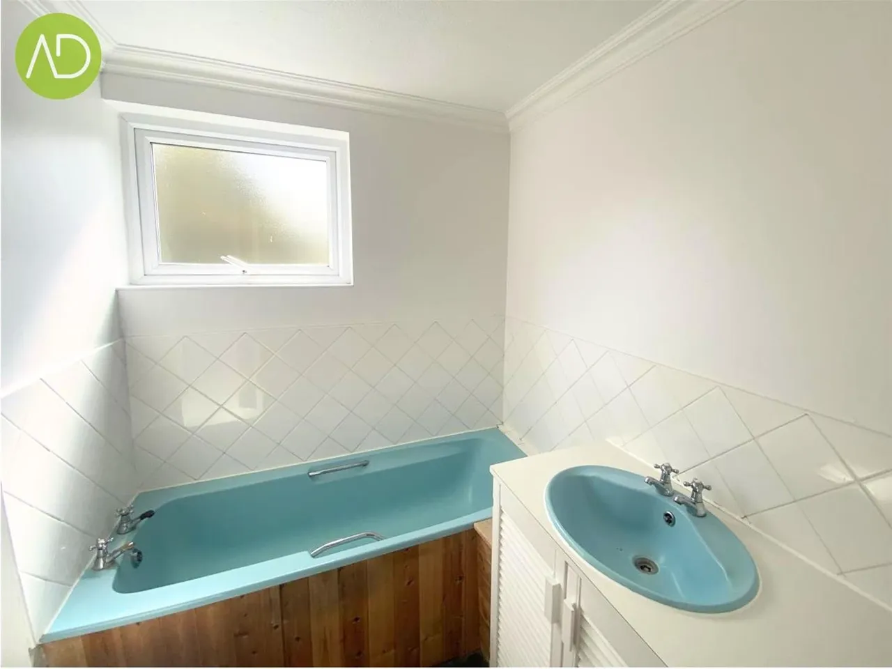 Woodgrange Court Rawdon Drive, Hoddesdon, Herts EN11 8DQ, photo 4
