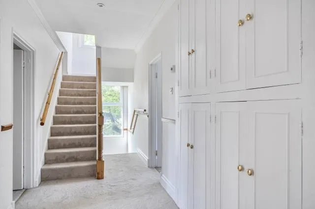 Chalgrove Gardens, London, N3, photo 10