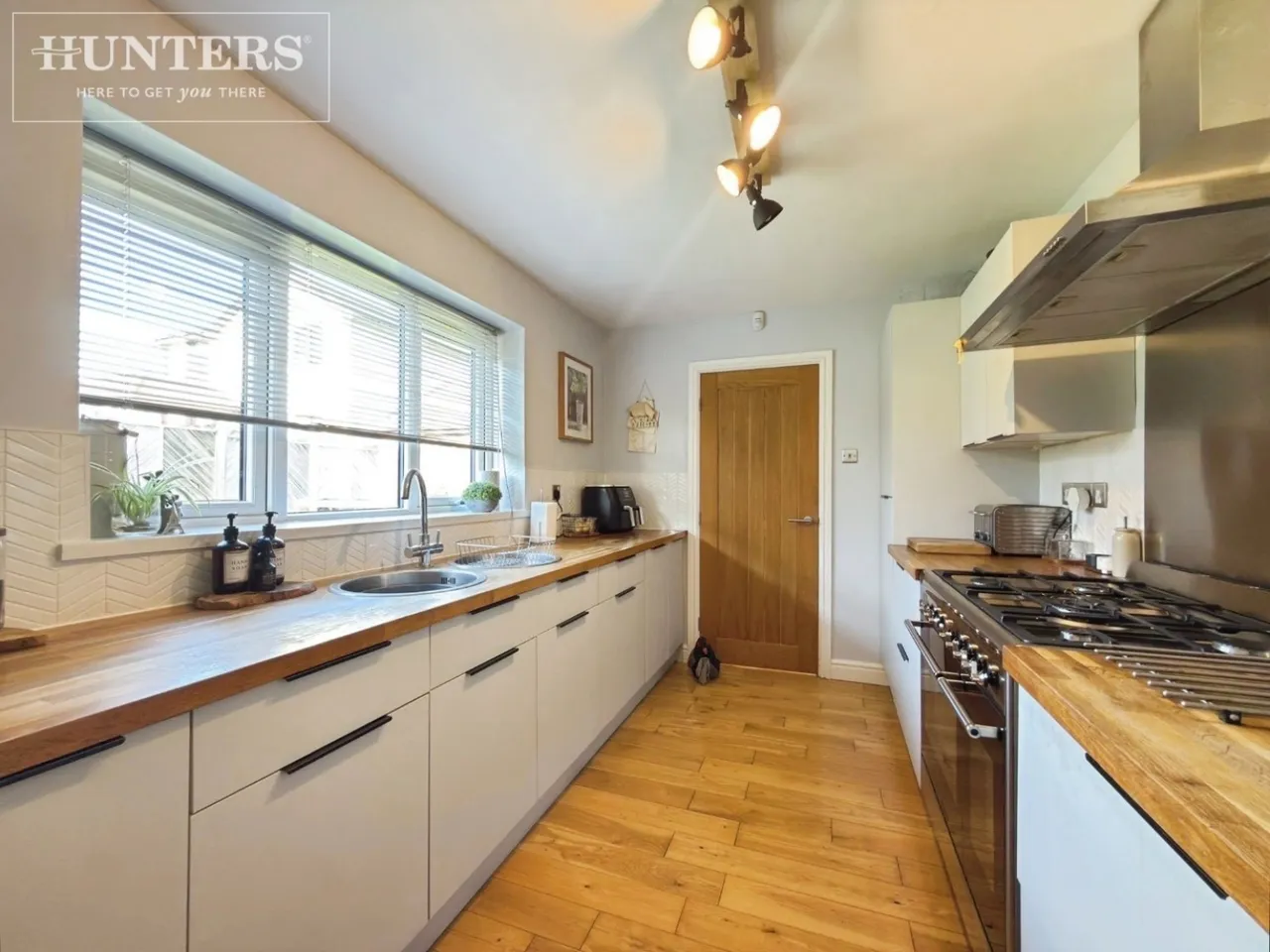 Meadowfield Drive, Hoyland, S74, photo 8
