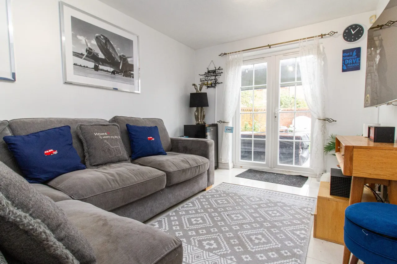 Harrow Road, Fleet, GU51 1JD, photo 7