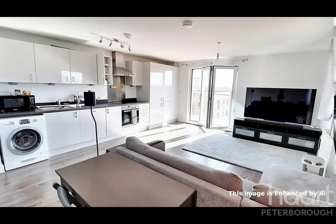 Hawksbill Way, Peterborough, PE2, photo 2