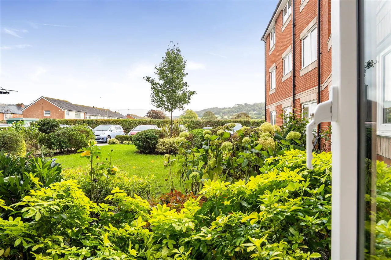 South Lawn, Sidmouth, EX10, photo 5