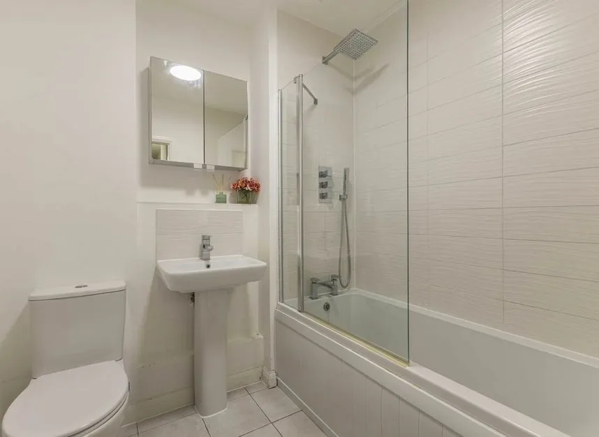 Grahame Park Way, Colindale, NW9, photo 7