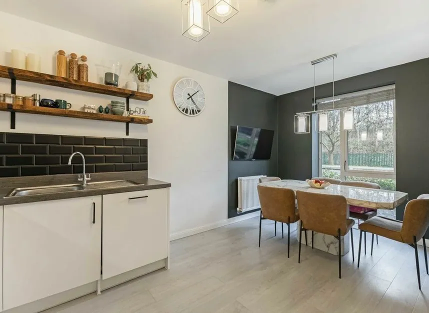 Grahame Park Way, Colindale, NW9, photo 5
