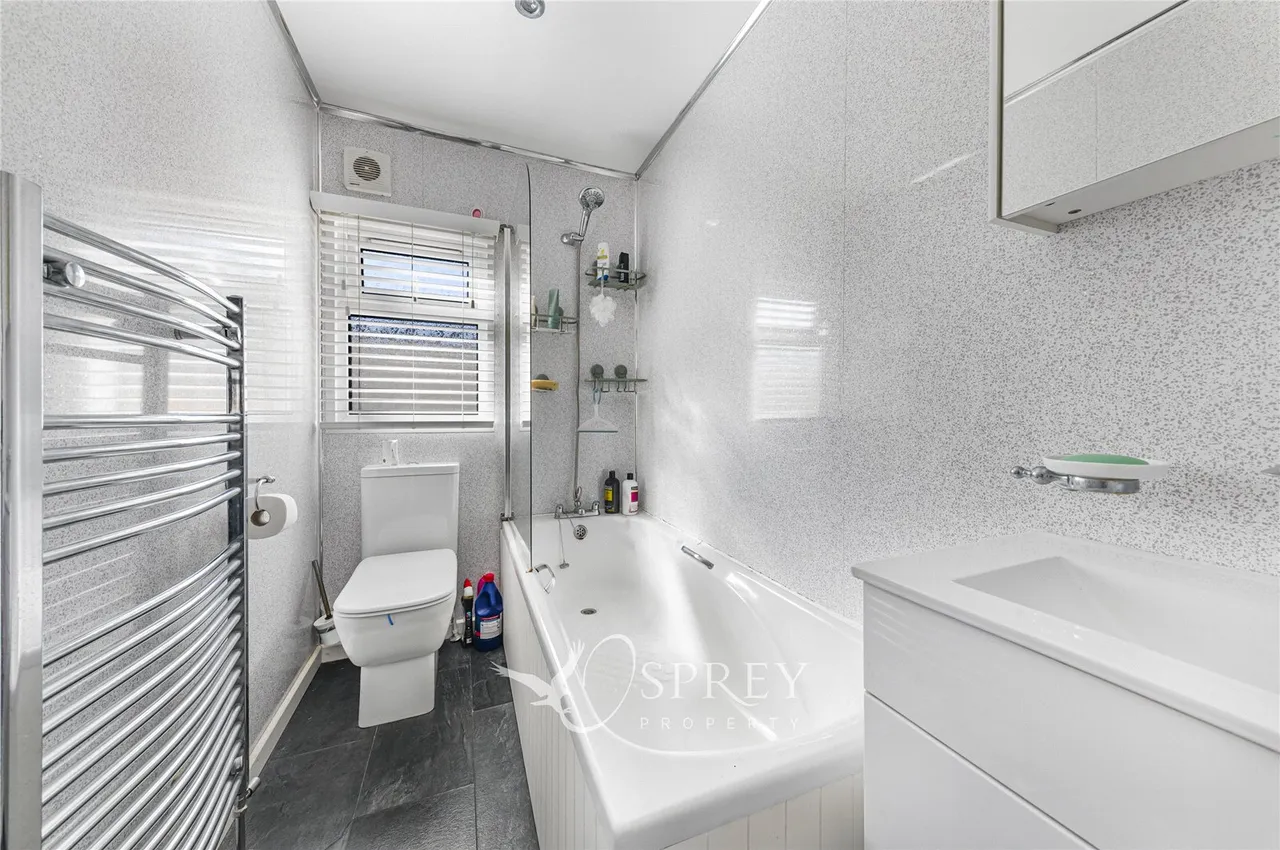 Park Avenue, Melton Mowbray, LE13, photo 5