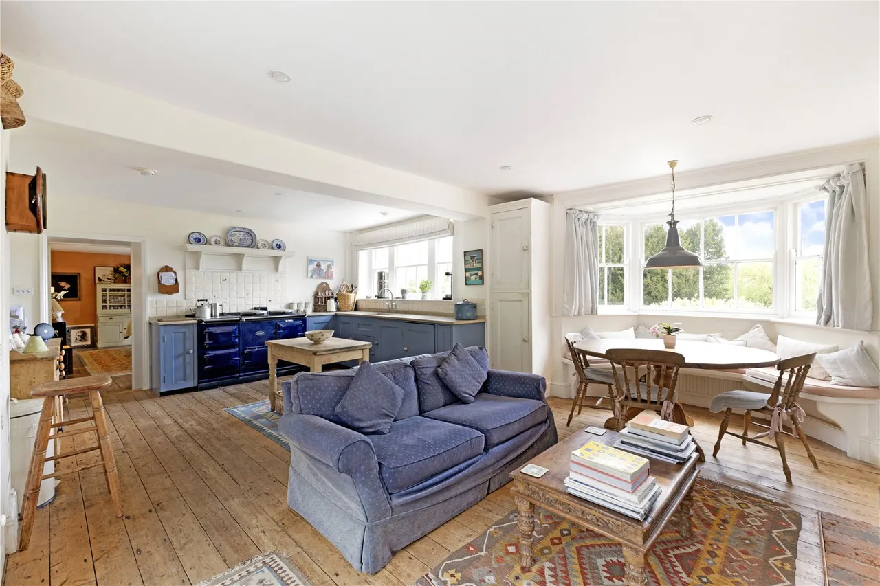 West Overton, Marlborough, SN8, photo 6