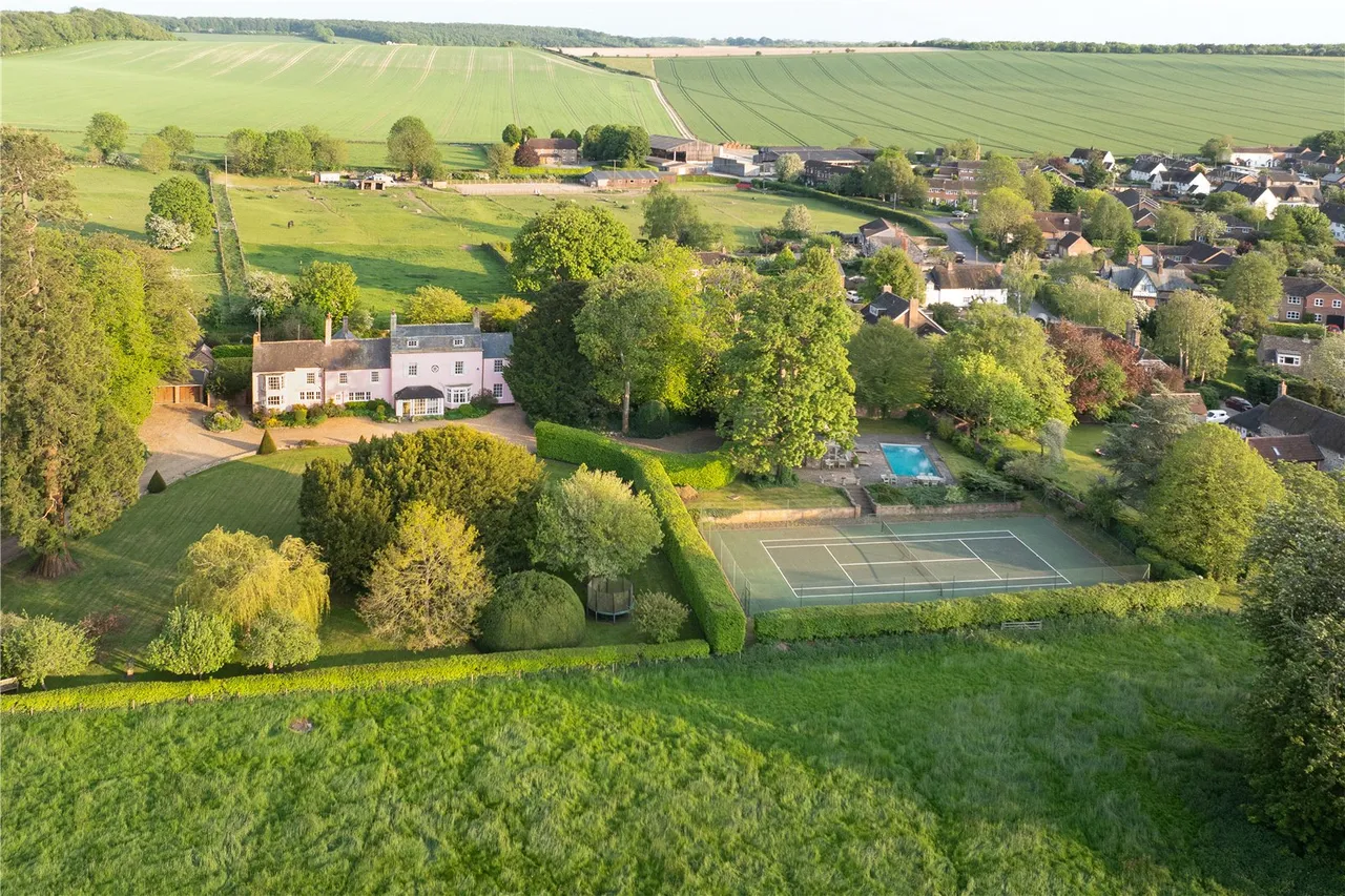 West Overton, Marlborough, SN8, photo 27