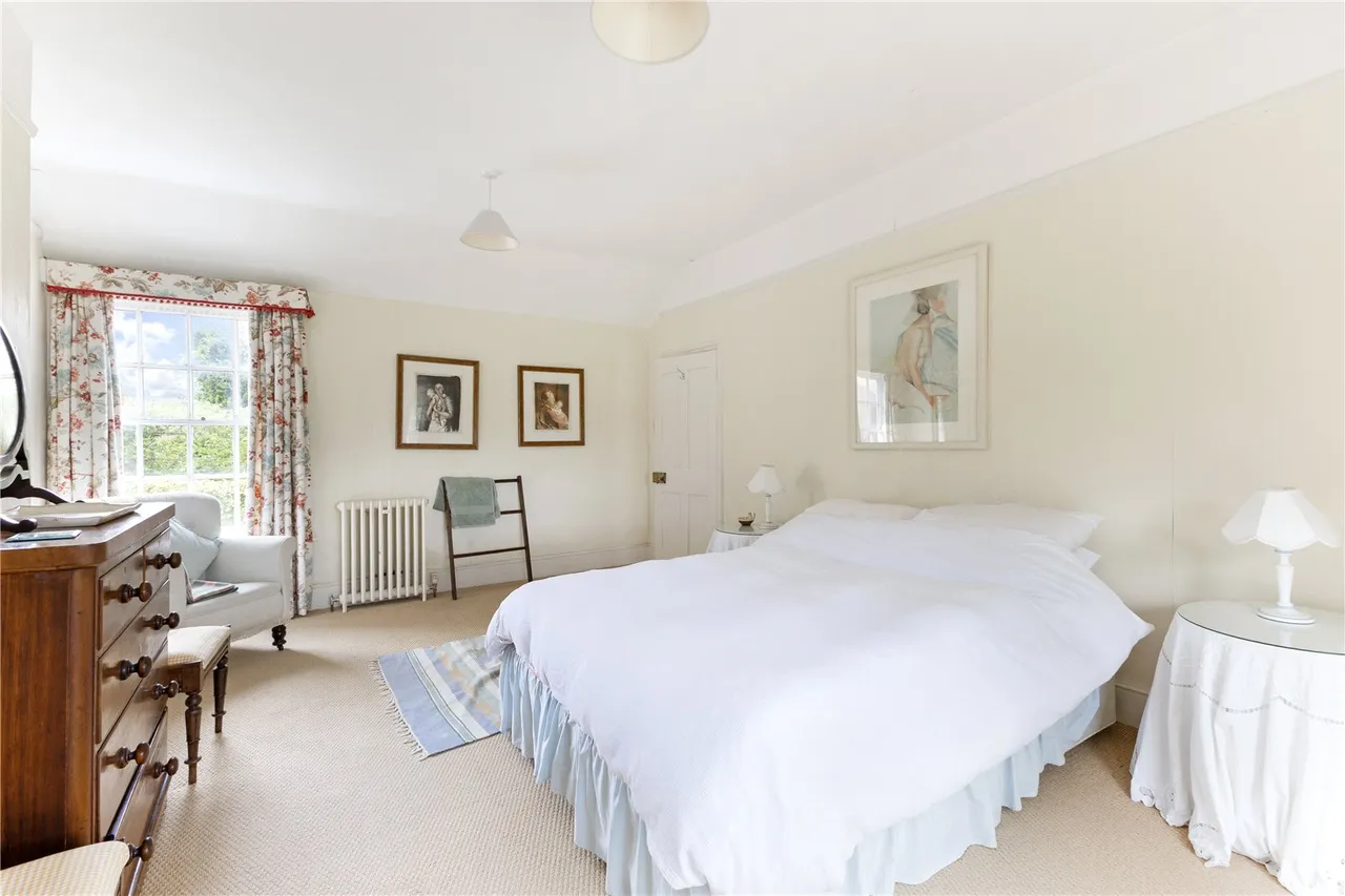 West Overton, Marlborough, SN8, photo 16