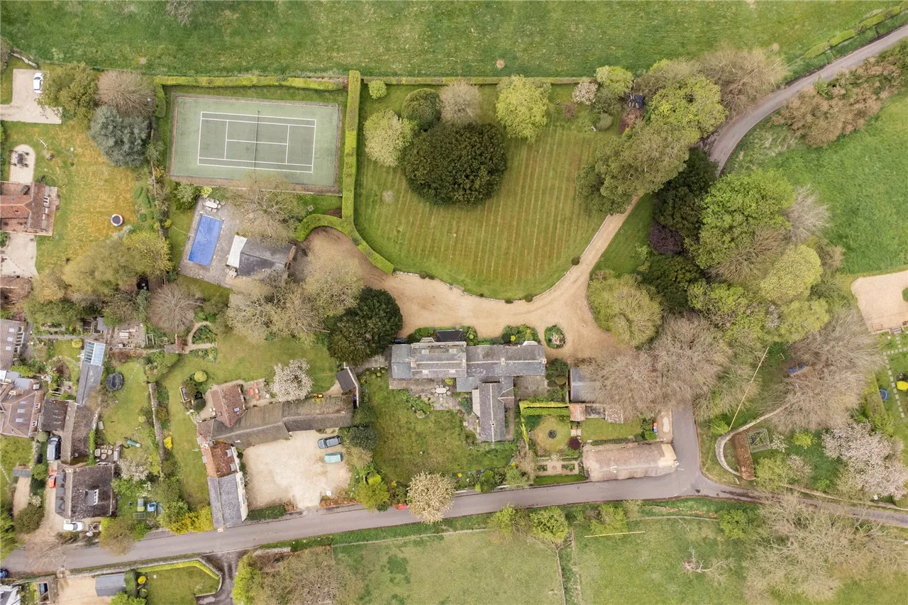 West Overton, Marlborough, SN8, photo 24